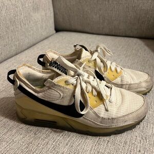 Nike Beige and Black Athletic Shoes